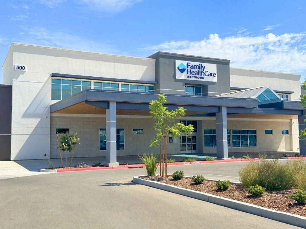 Exterior view of Family Healthcare Network in Visalia, California