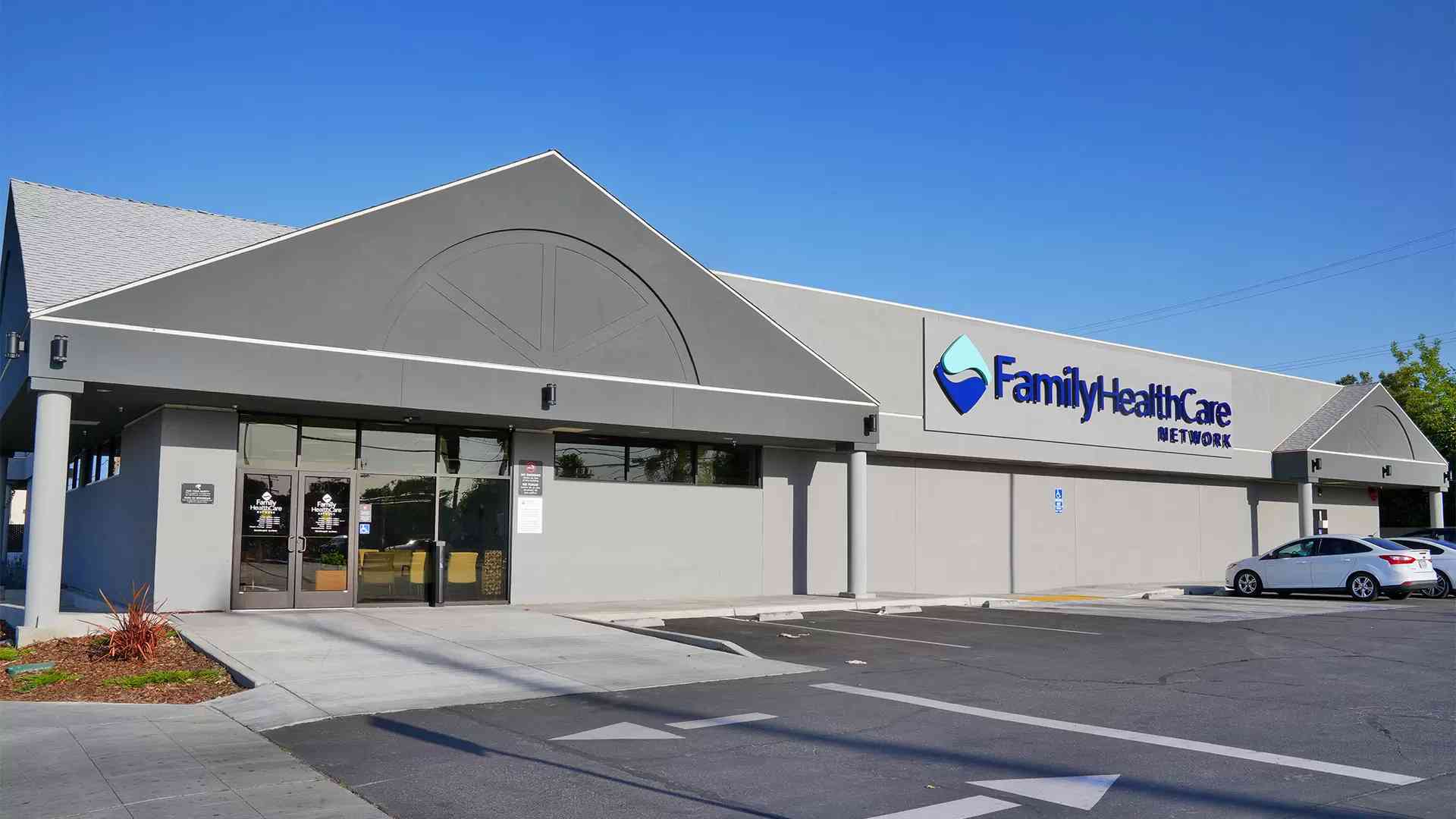 Exterior View of Family Healthcare Network Office in Fresno, CA